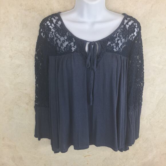 Mudd Blue Summer Cotton Blend Lace Top with Bell Sleeves Women's Size L - Picture 1 of 15